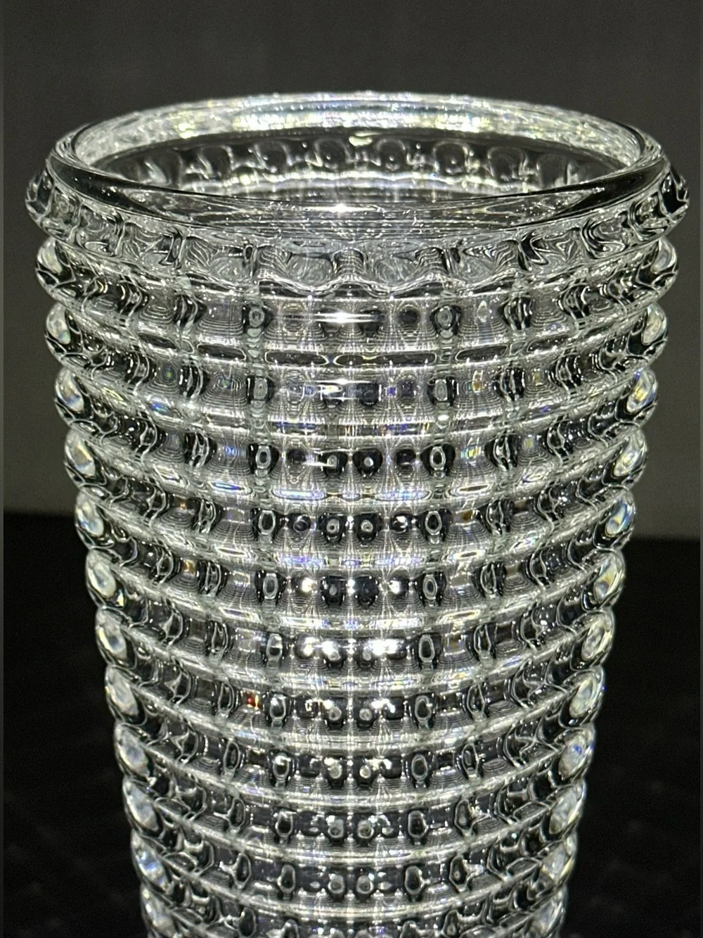 NEW SPARKLING LARGE FINE CRYSTAL VASE 11 in TALL LUXURY FLOWER ARRNGMNT EYE CUT